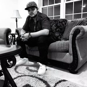 Meet your Posher, Joshua